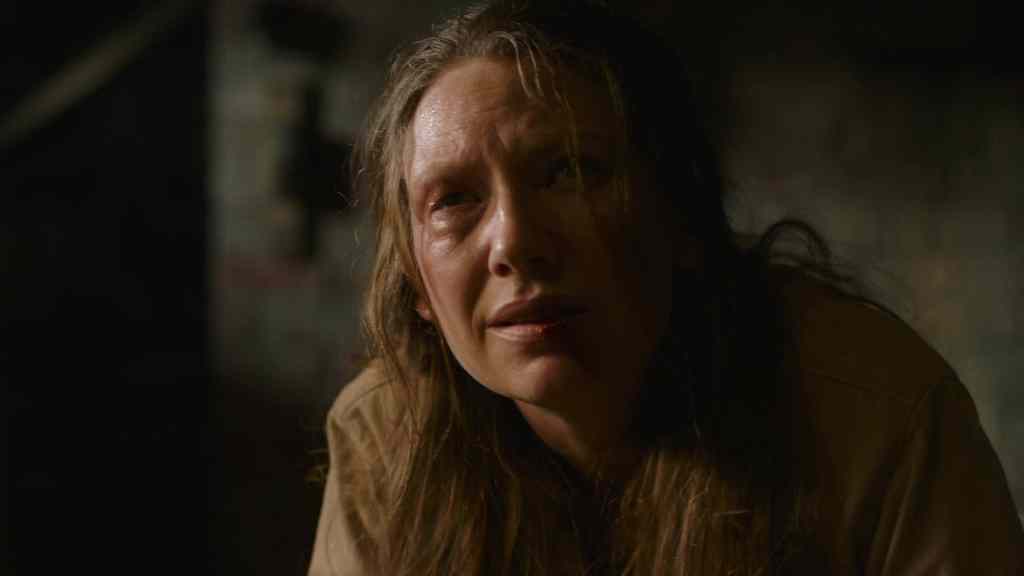 The Last of Us Episode 1: What happens to Sarah? - Dexerto